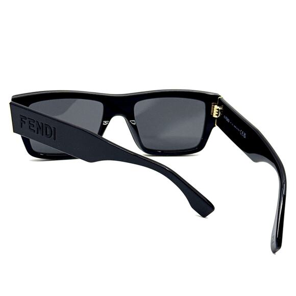 New, FENDI Sunglasses FE40118I 01A Authentic - Picture 11 of 12